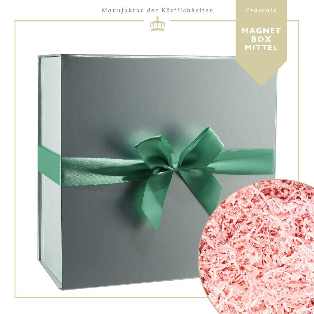 Magnetbox mittlere Größe in Silber mit grüner Seidenschleife und pinkem Füllmaterial