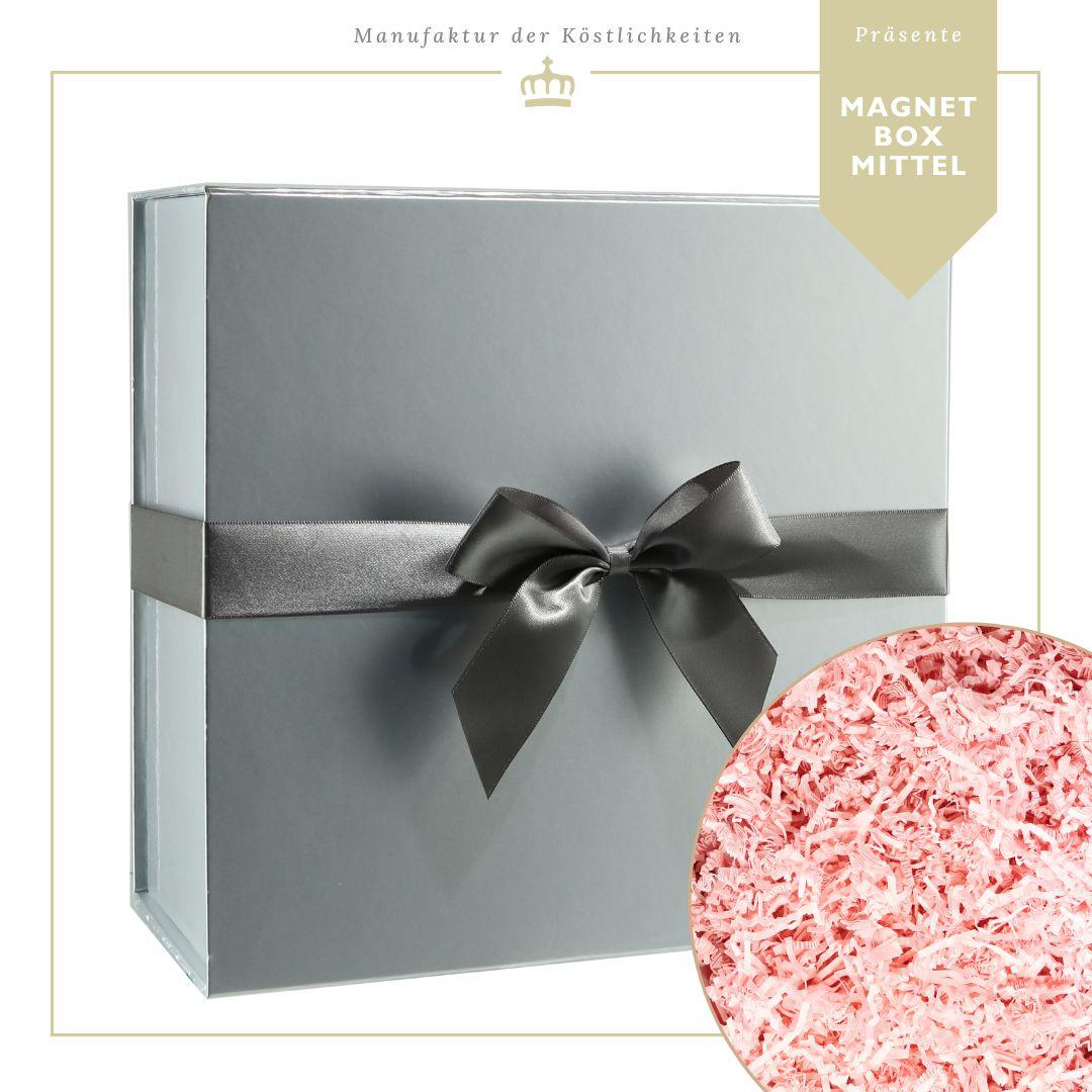 Magnetbox mittlere Größe in Silber mit dunkelgrauer Seidenschleife und pinkem Füllmaterial