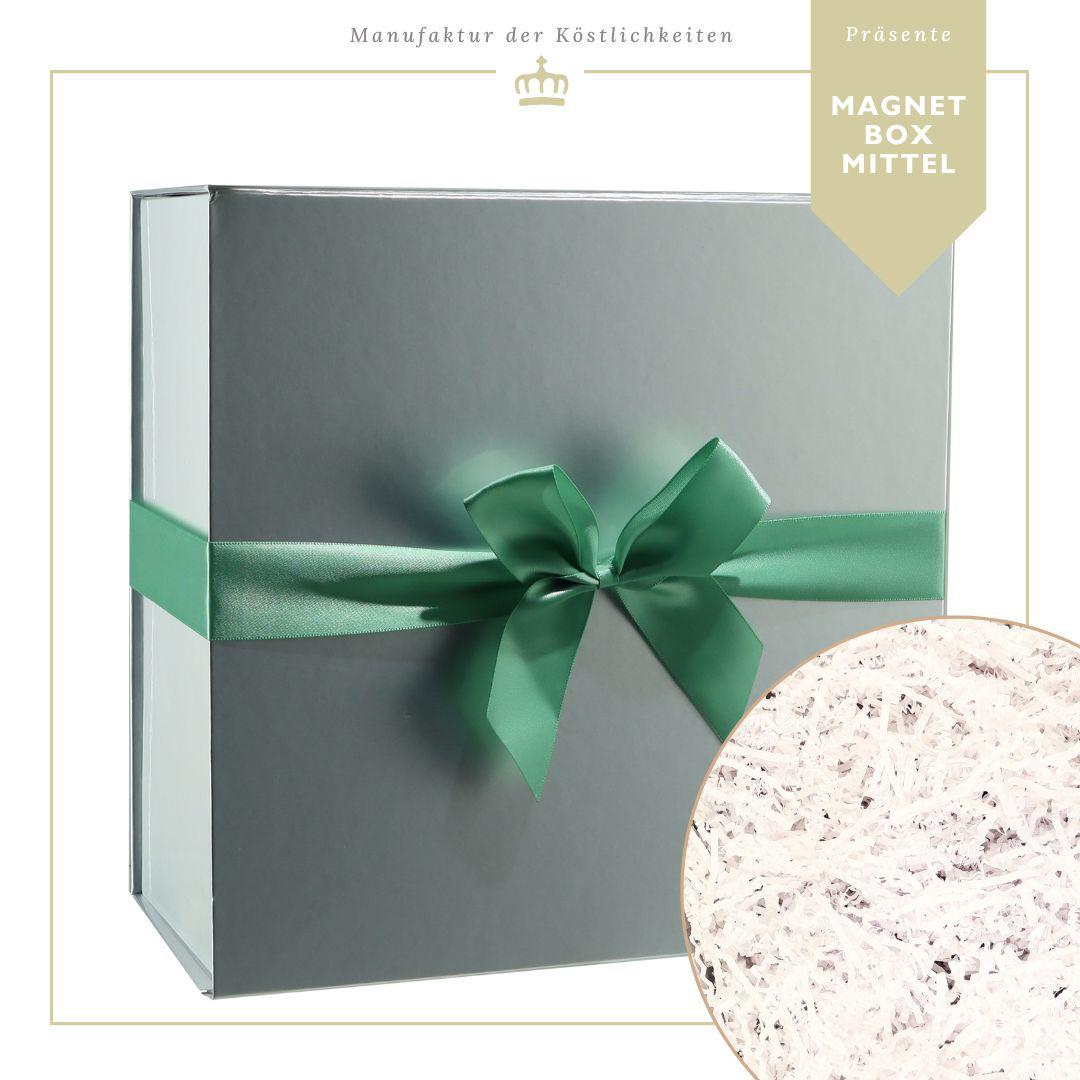 Magnetbox mittlere Größe in Silber mit grüner Seidenschleife und weissem Füllmaterial