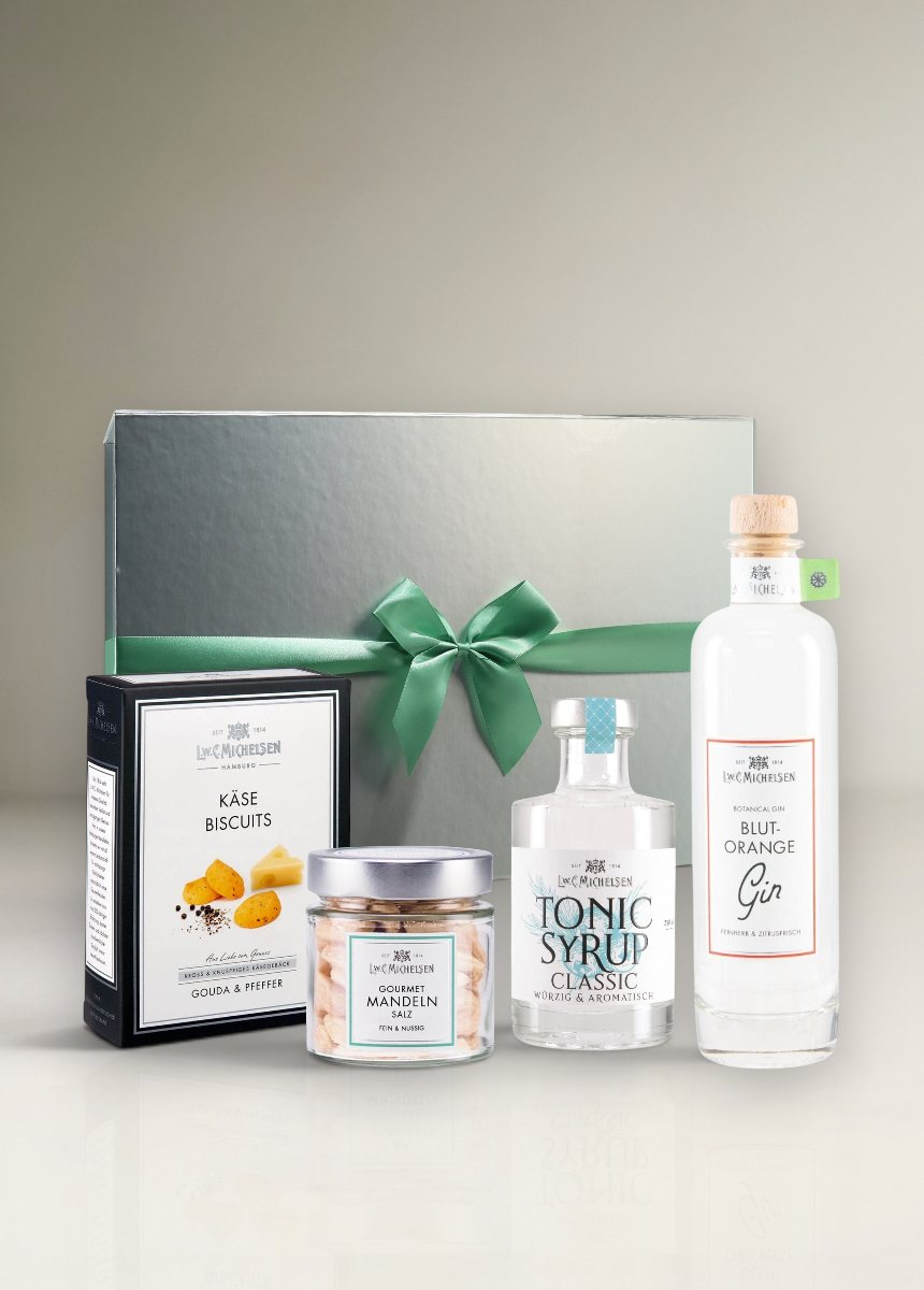 Michelsen Geschenkset: Blutorange-Gin, Tonic Syrup Classic, Gourmet-Mandeln Salz und Käse Biscuits Gouda & Pfeffer.