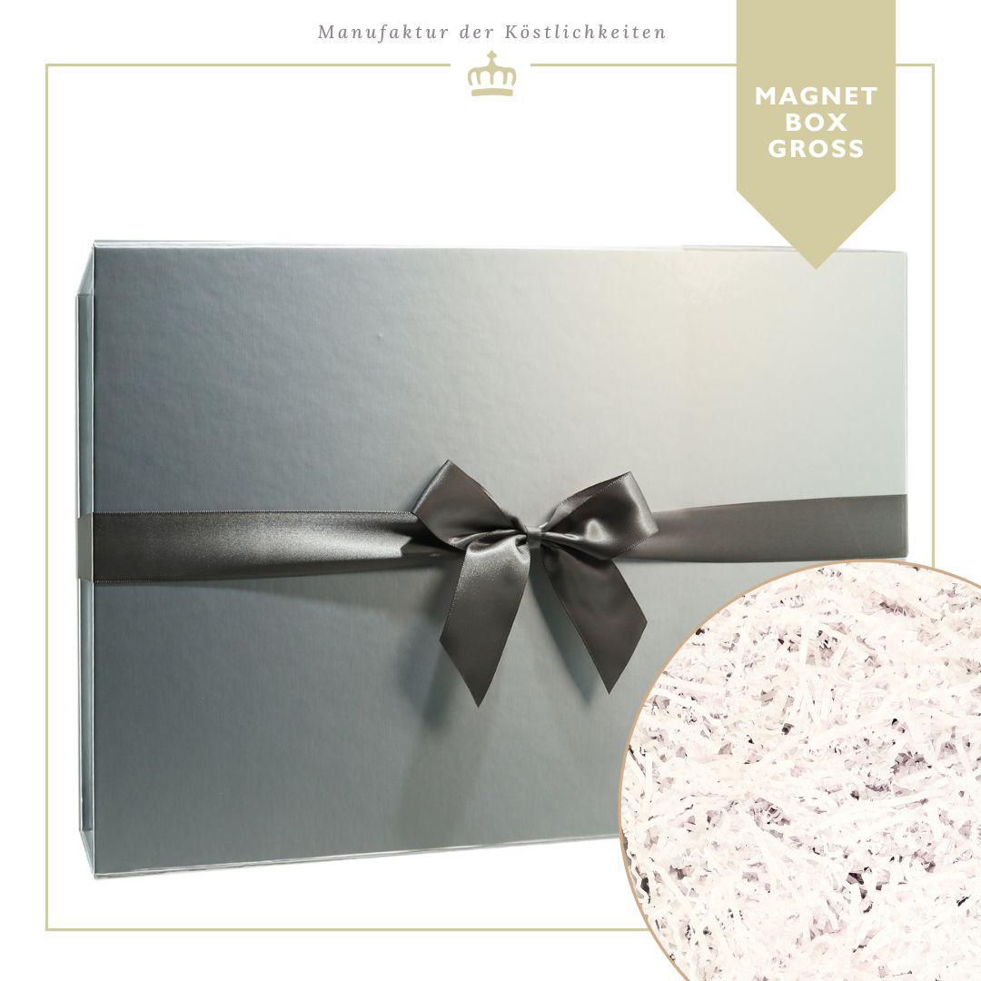 Große silberfarbene Luxus-Magnetbox mit dunkelgrauer Seidenschleife